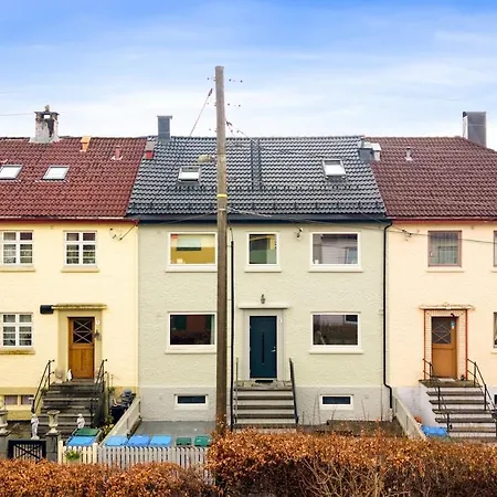Lägenhet Stylish 4-room In Bergen